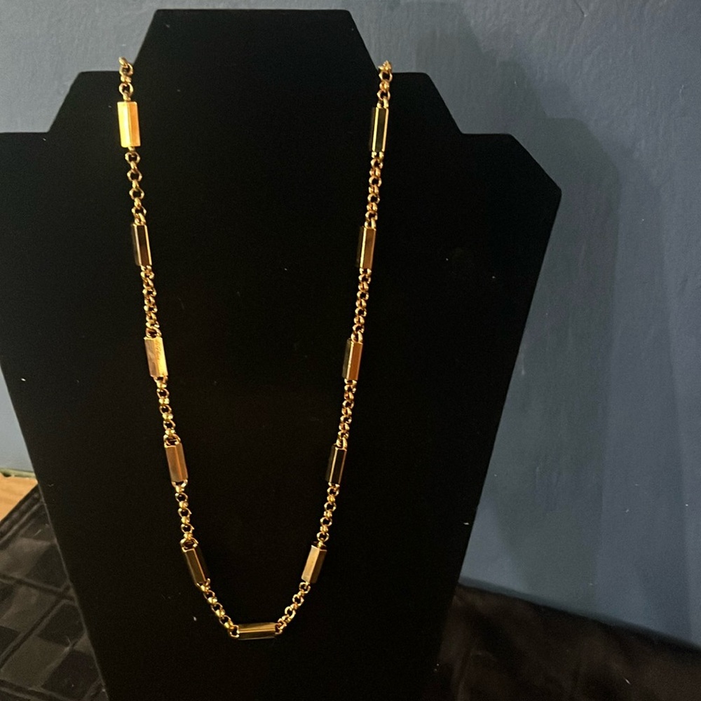Elegant Allure: Monet 30-Inch Gold Necklace